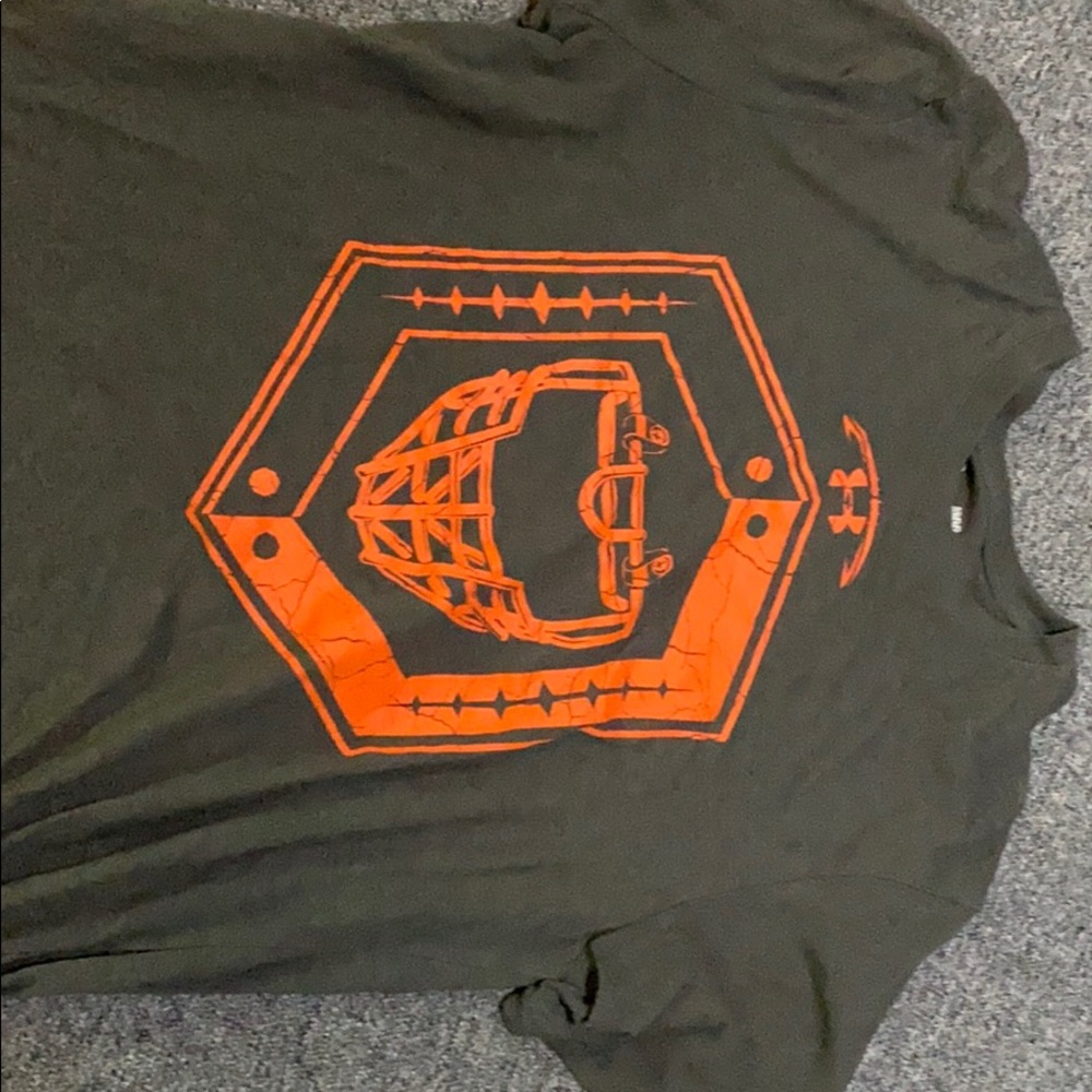 Under Armour football tee used